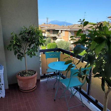 Ferienwohnung Garda Best Living Desenzano del Garda Exterior foto