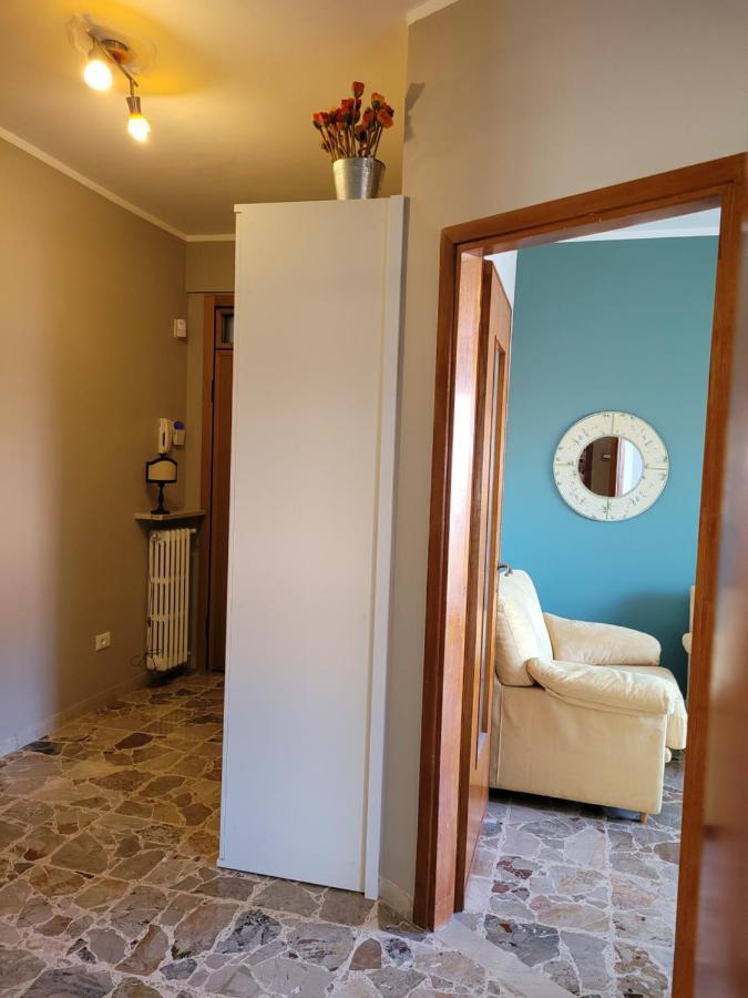 Ferienwohnung Garda Best Living Desenzano del Garda Exterior foto