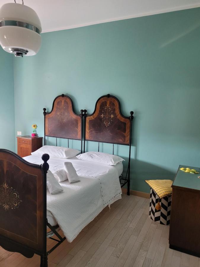 Ferienwohnung Garda Best Living Desenzano del Garda Exterior foto